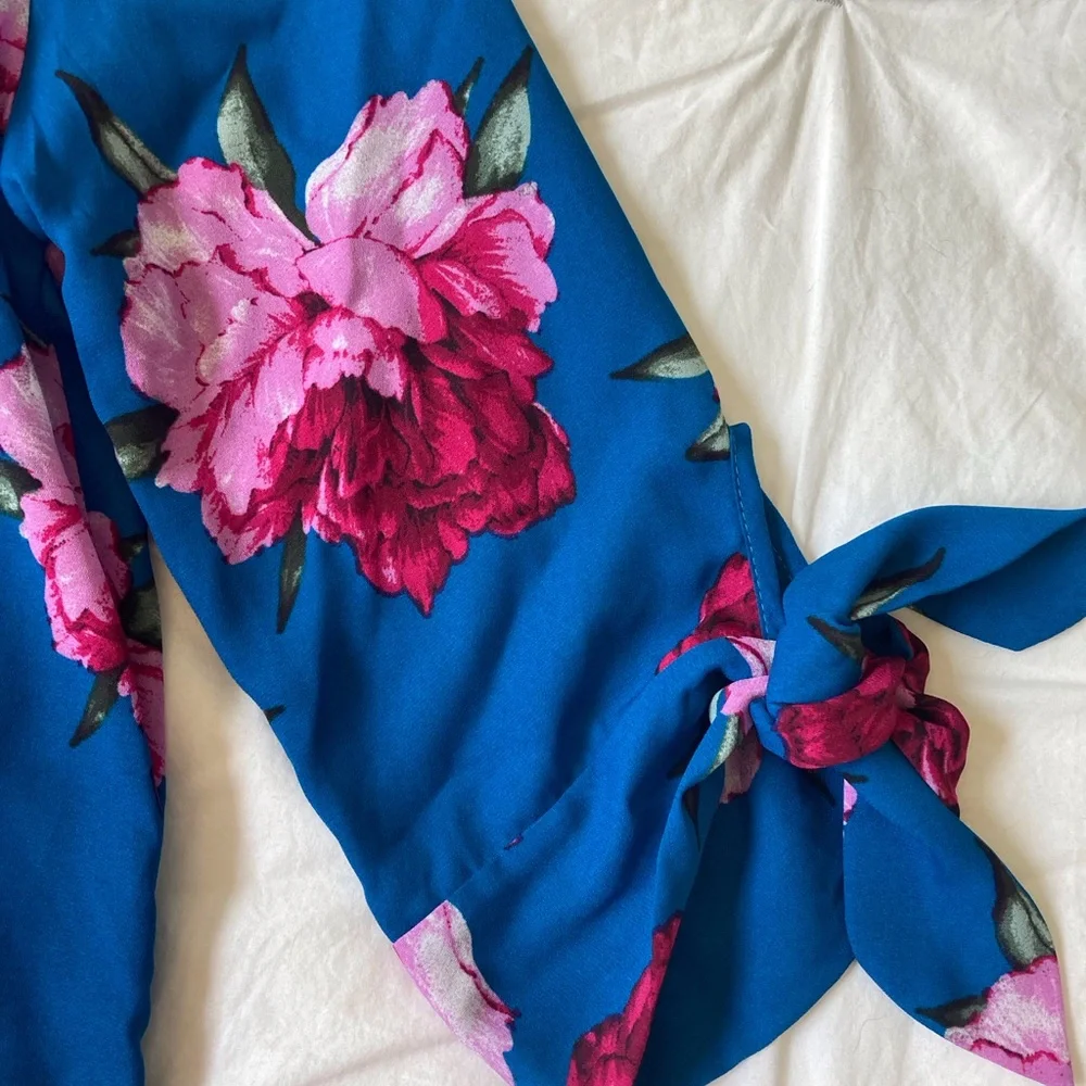 Floral West Kei blouse - Picture 6 of 6